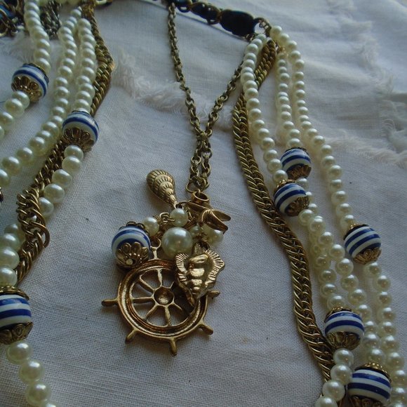 Ask me about my yacht necklace - Picture 1 of 2